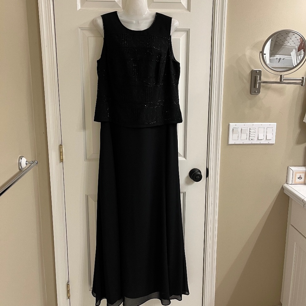 Karen Miller Black Beaded Embroidered Sleeveless Evening Gown Size 16